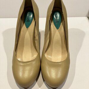 Fitzwell Women's Round Toe Tan Slip On Leather Elegant Pump Heels Size: 9 Wide